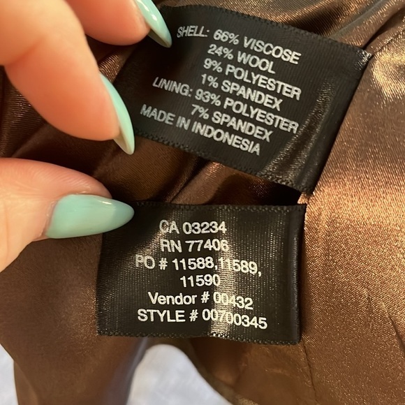 Club Monaco Cropped Blazer Peplum Wool Blend Ruffled Epaulets One Button Size 2 - Picture 9 of 9